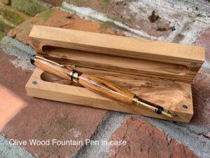 Olive Wood Fountain Pen with case